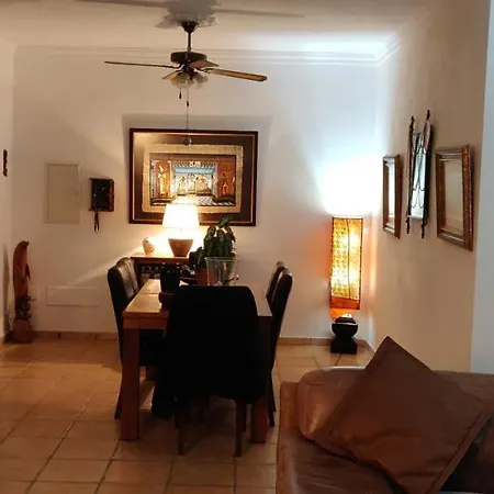 Tierra Roja Bed & Breakfast Alhaurín de la Torre